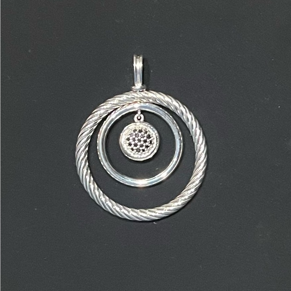 David Yurman silver pendant with black diamonds - Picture 3 of 3